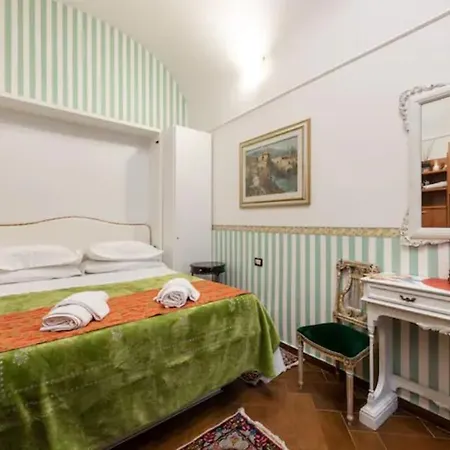 Apartment 0 In The Historic Center Bari